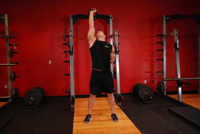 Windmill avanzado con kettlebell
